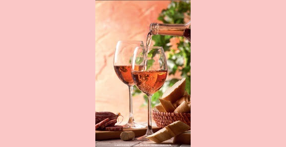 Los vinos blancos y rosados marcan tendencias este verano