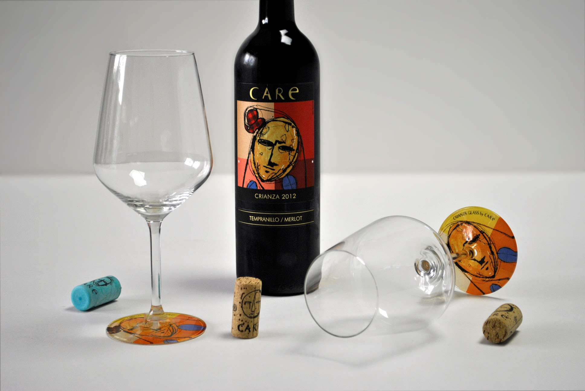 Packaging especial: Wine Glass by Care de Studio Glass