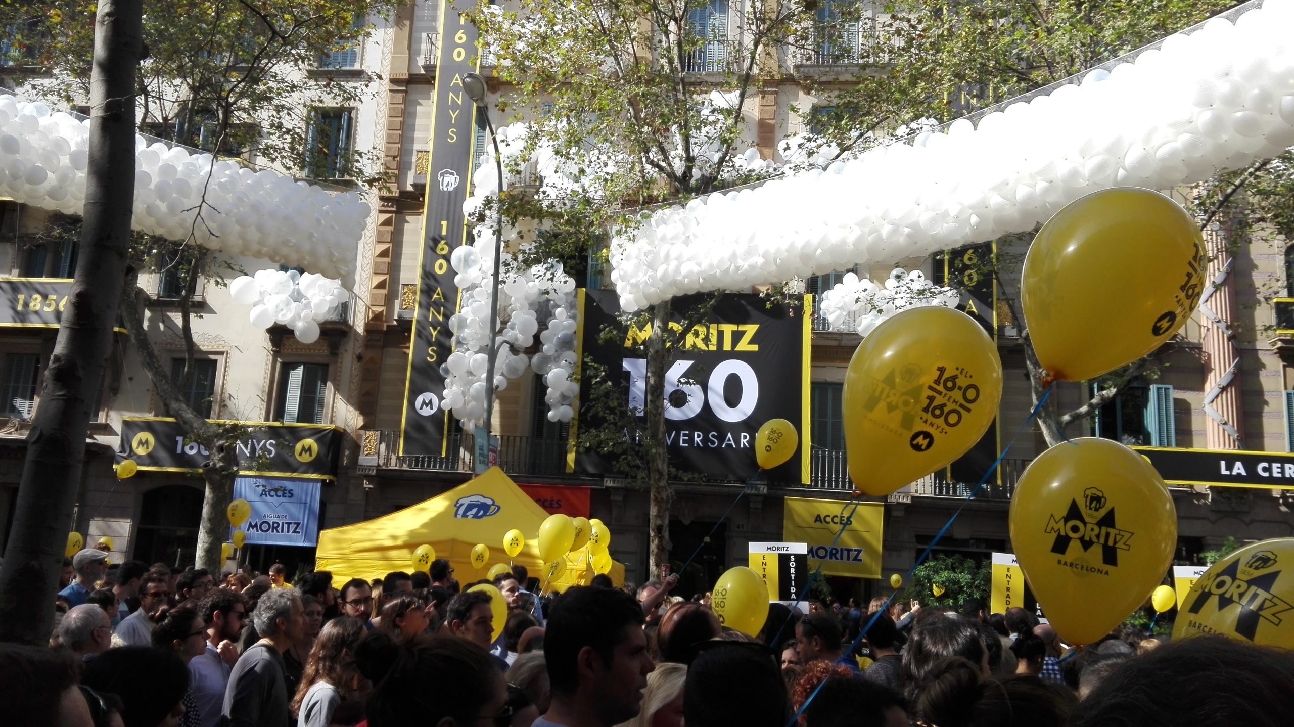 Cervezas Moritz celebra su 160 aniversario con la vuelta de la cerveza negra de la marca catalana